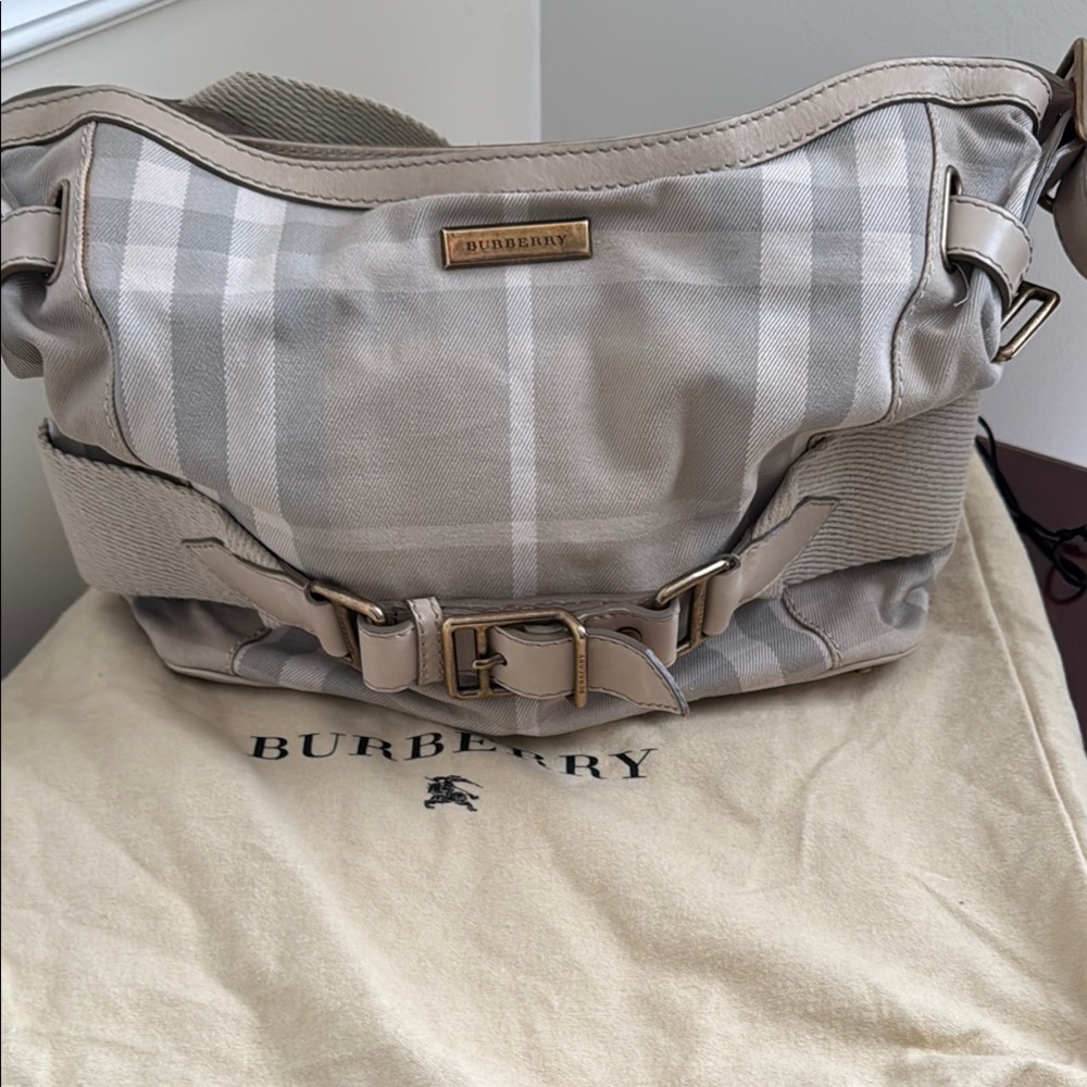 Burberry Gray Shoulder Bag with Striped Design